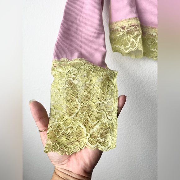 NWT Urban Outfitters Women's Pink crop top w/ yellow lace trim Sz avail: S,M,L - Picture 2 of 10